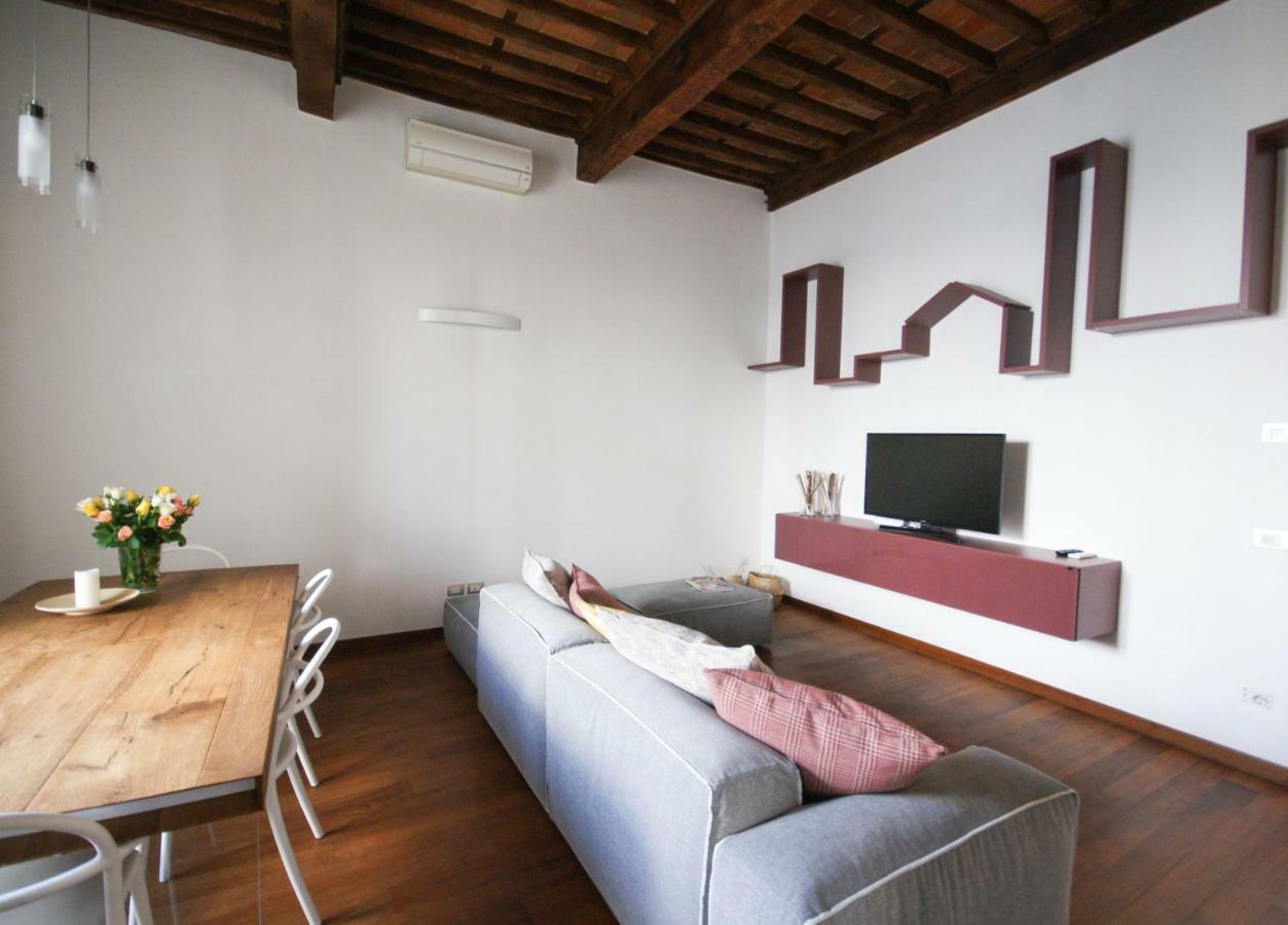 Tabacchi Luxury In Historical Center Near Toll Parking Appartement